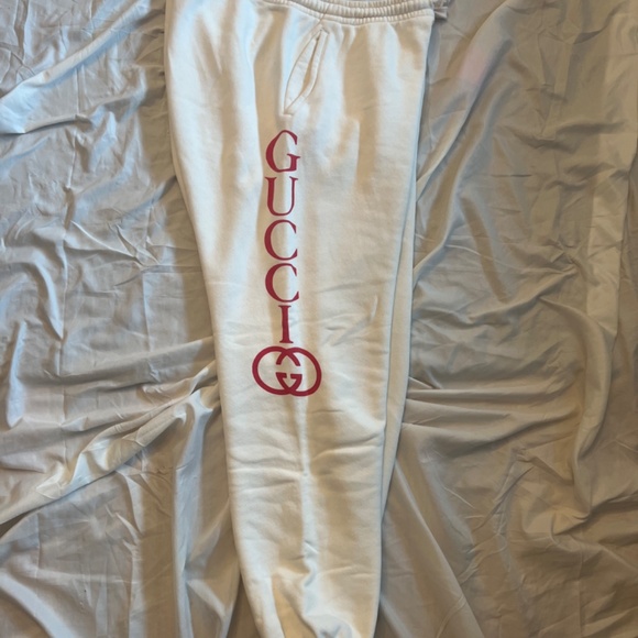 Gucci Sweatpants - Picture 2 of 3